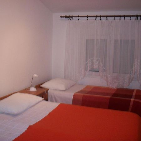 Apartments Mirjana Petrčane Exterior foto