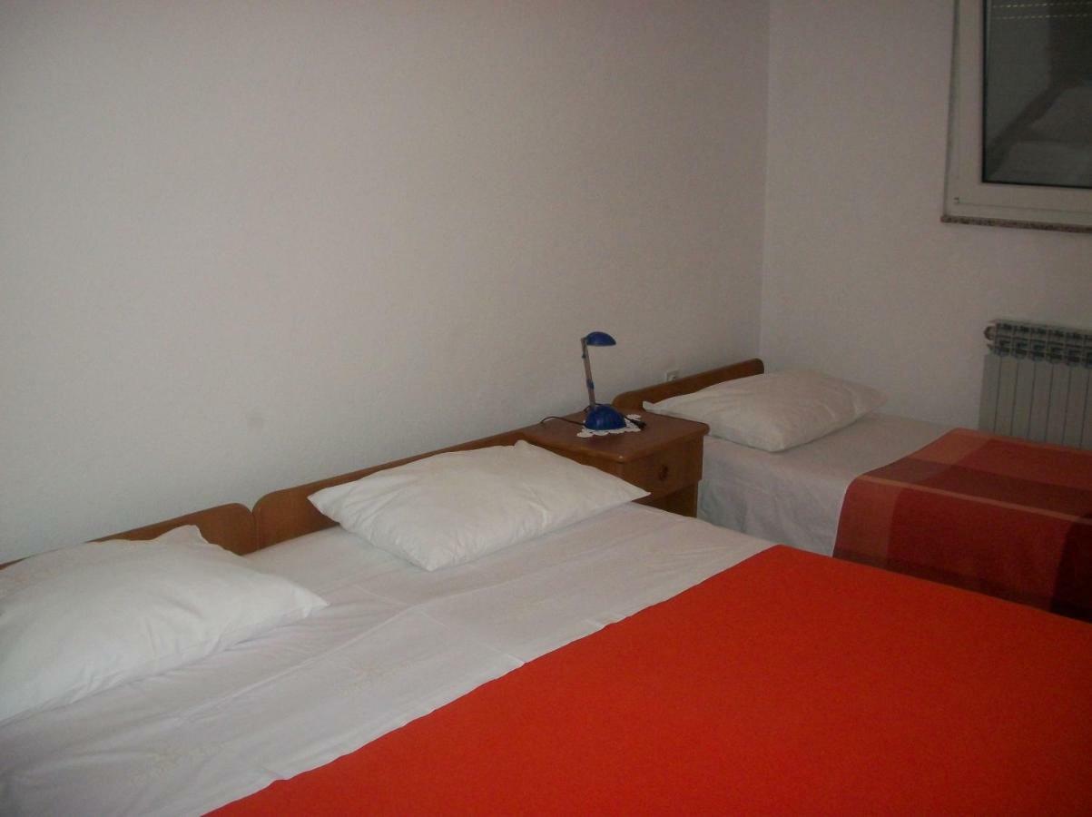 Apartments Mirjana Petrčane Habitación foto